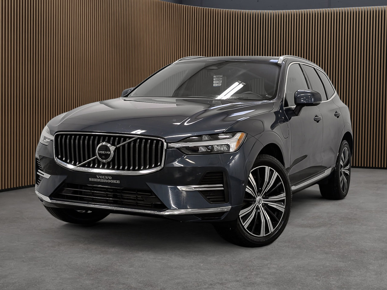 2023 Volvo XC60 Recharge Ultimate - Bright-0