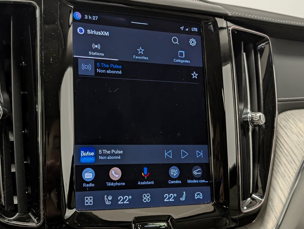 2023 Volvo XC60 B6 AWD Ultimate - Bright-22