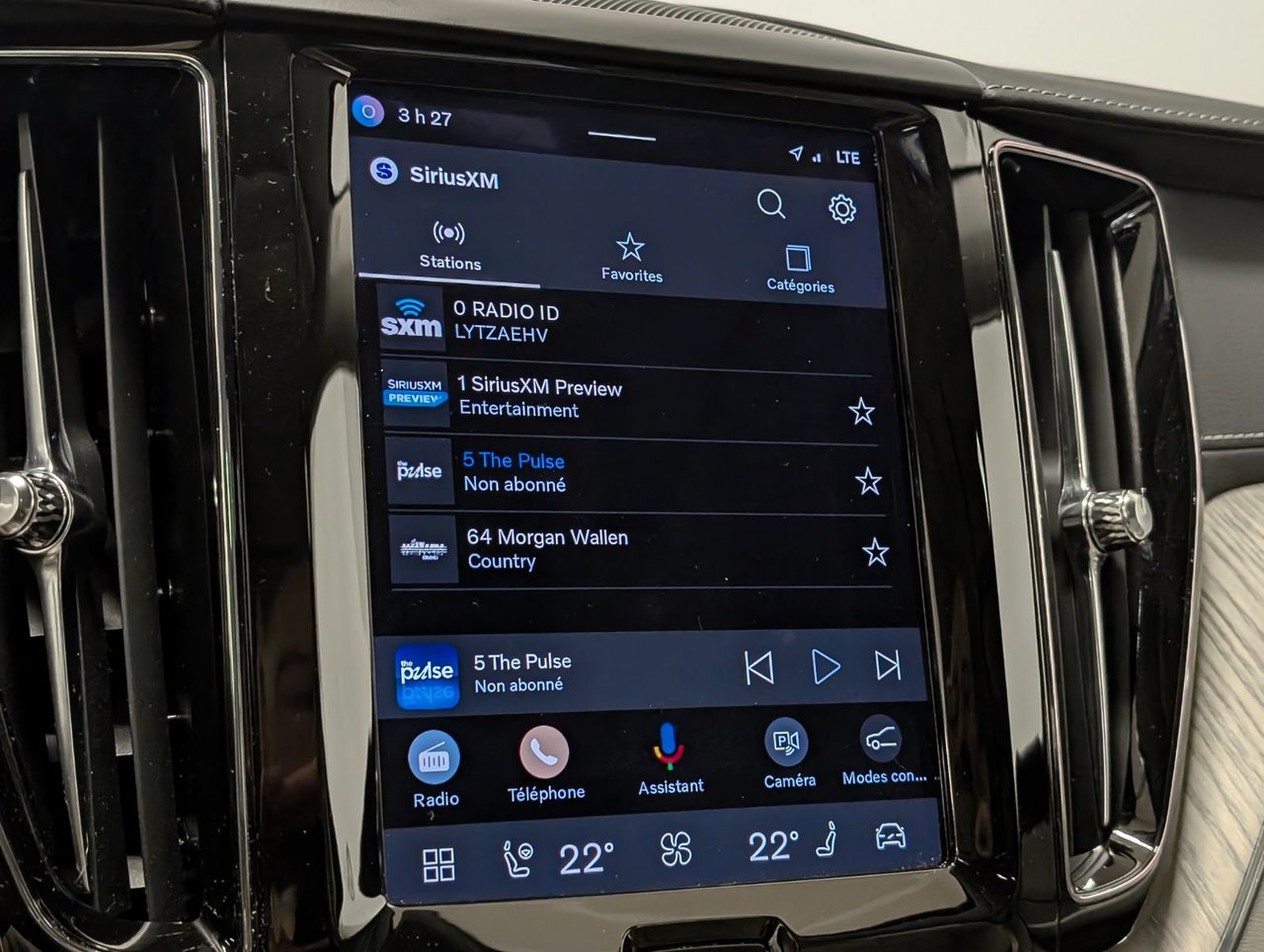 2023 Volvo XC60 B6 AWD Ultimate - Bright-23