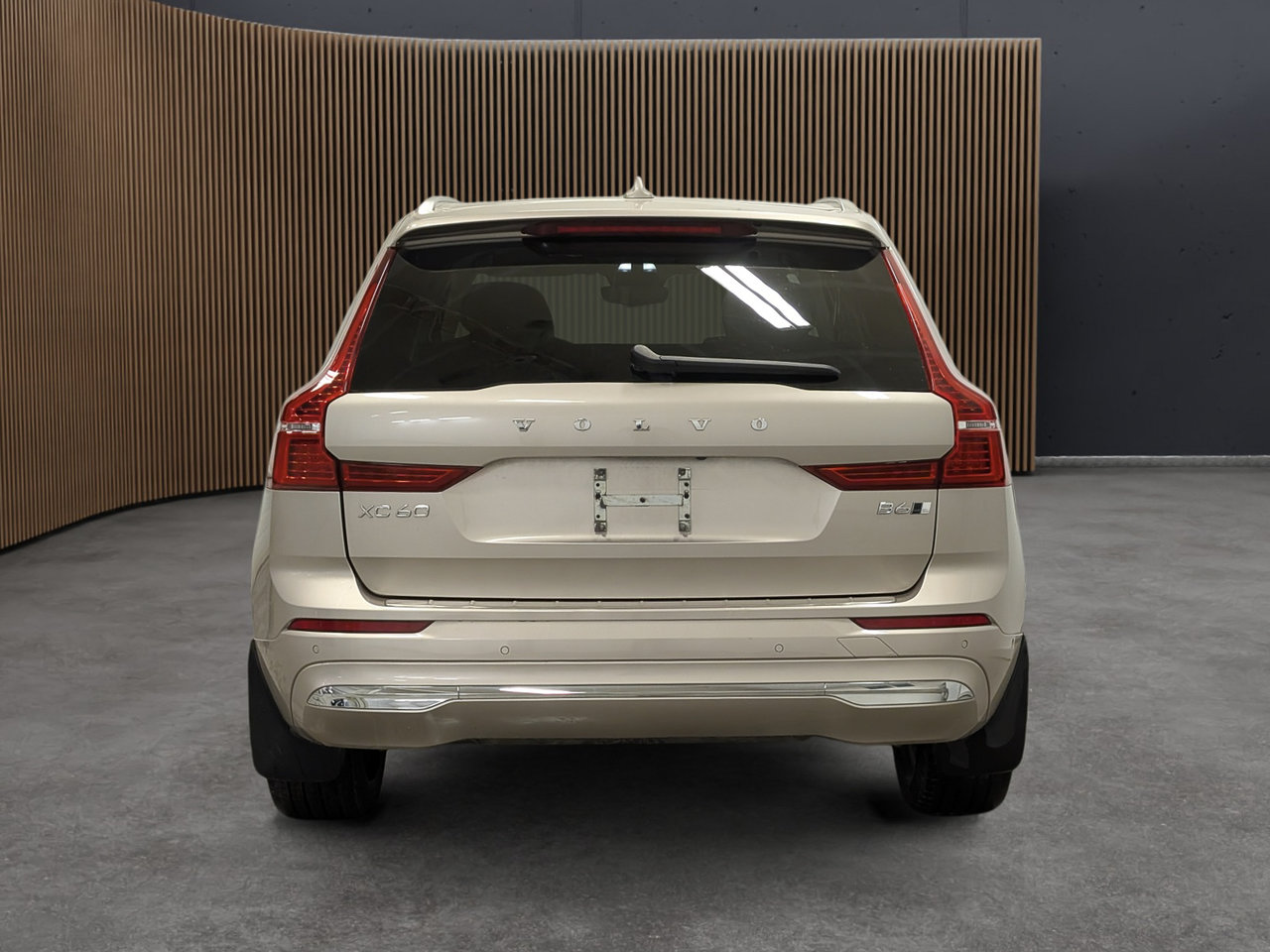 2023 Volvo XC60 B6 AWD Ultimate - Bright-5