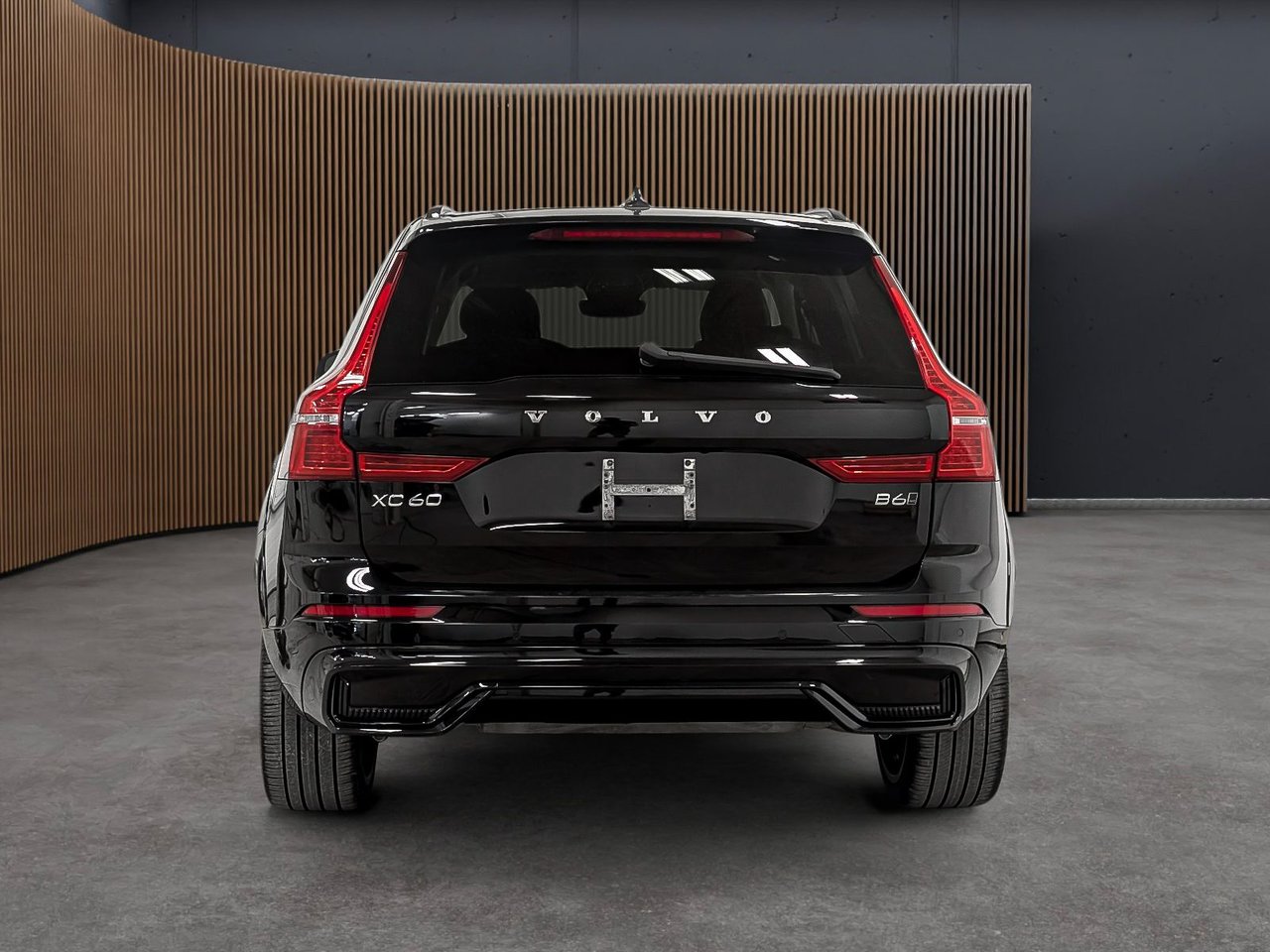 2023 Volvo XC60 B6 AWD Ultimate - Dark-5