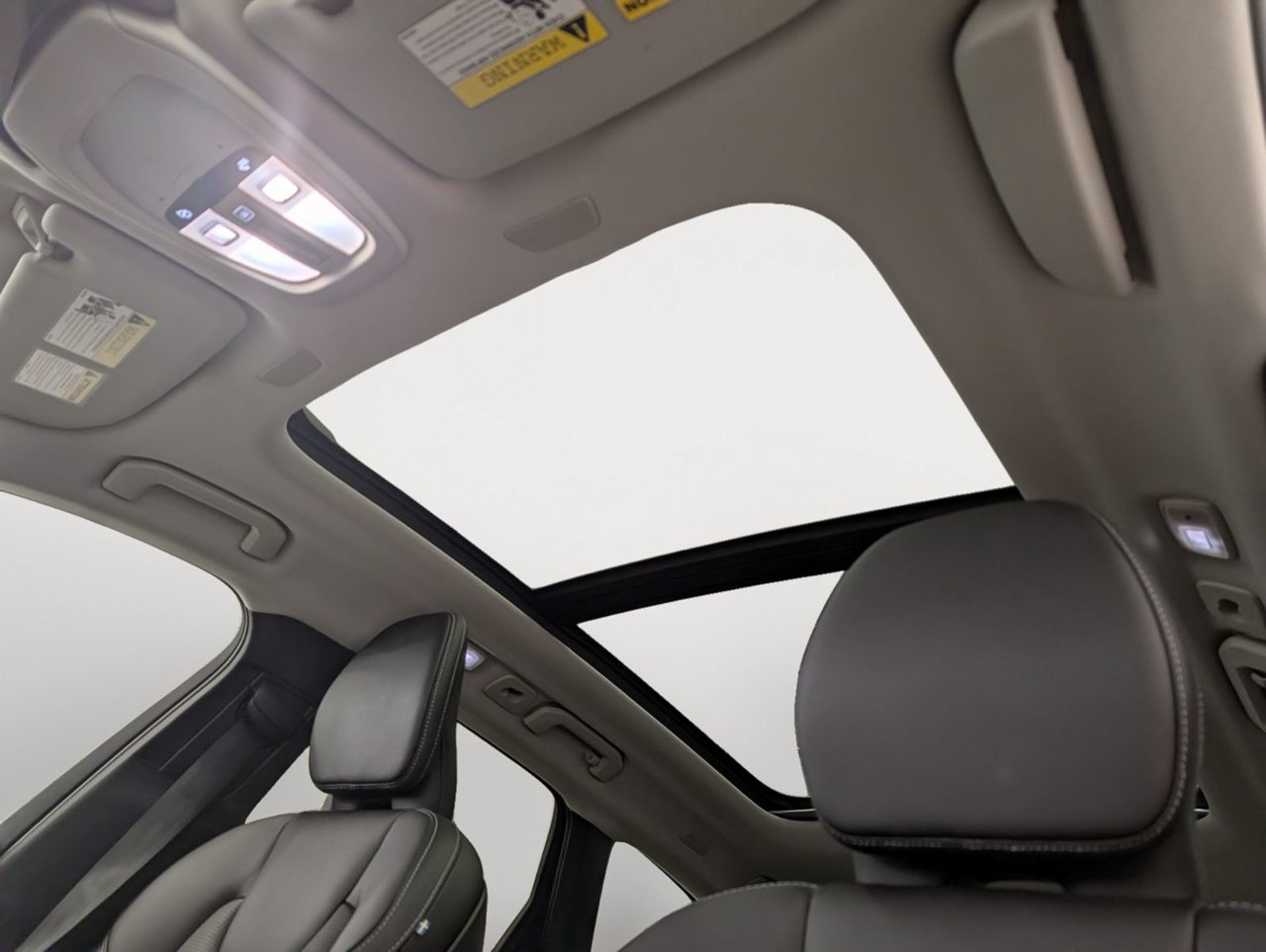 Volvo XC60 Recharge Ultimate - Bright 2023-24