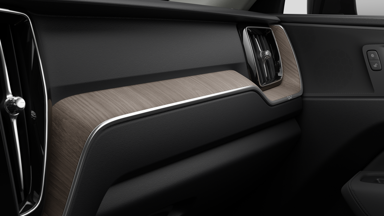 2027 Volvo XC60 B5 AWD Core Dark Theme-8