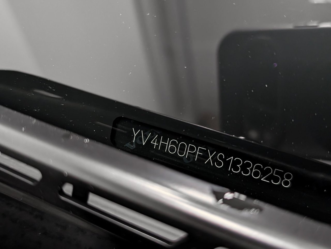 2025 Volvo XC90 Plug-In Hybrid T8 AWD Ultra Bright Theme 7-Seater-26