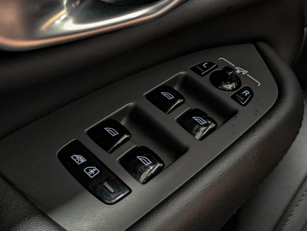 Volvo XC90 Recharge T8 eAWD PHEV Plus Bright Theme 7-Seater 2024-20