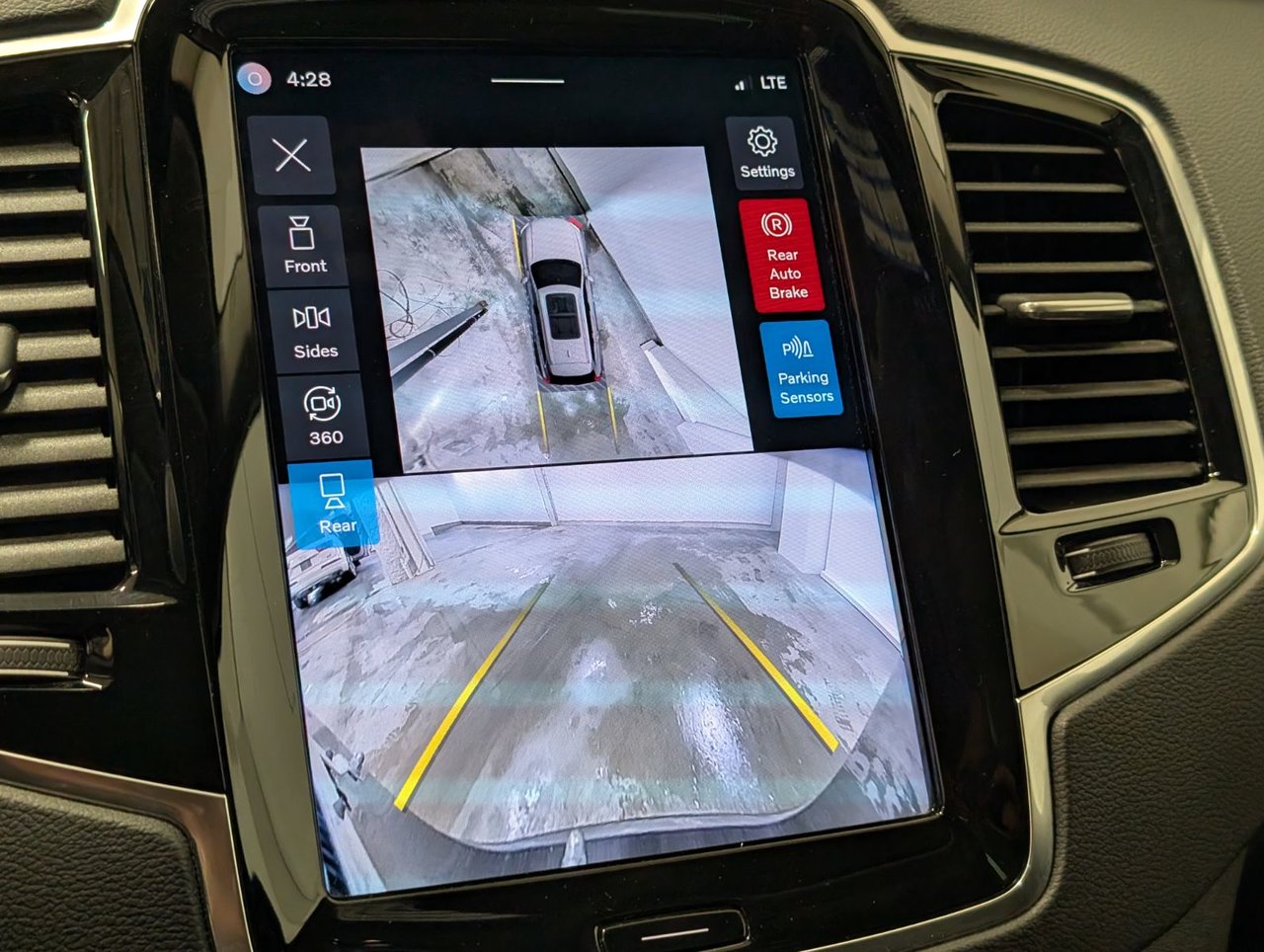 2024 Volvo XC90 Recharge T8 eAWD PHEV Ultimate Bright Theme 7-Seater-18