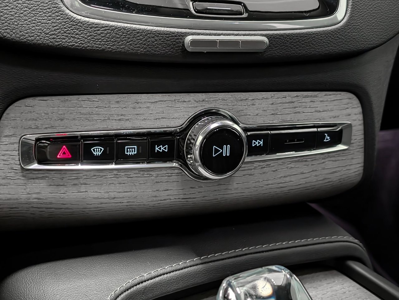 Volvo XC90 B6 AWD Ultimate Bright Theme 7-Seater 2024-16