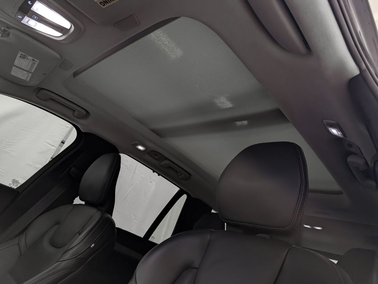 Volvo XC90 B6 AWD Ultimate Bright Theme 7-Seater 2024-9
