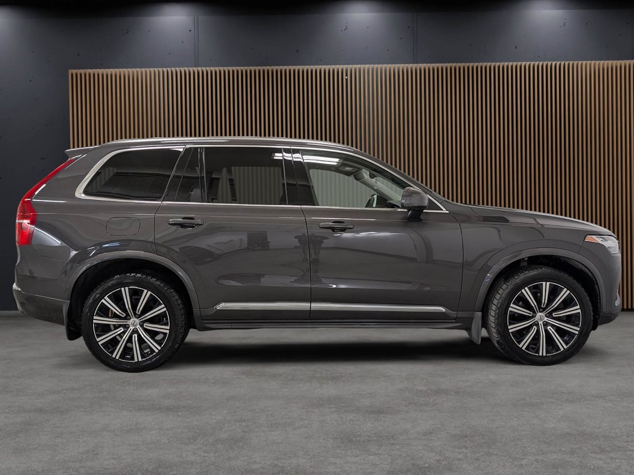 Volvo XC90 B6 AWD Core Bright Theme 7-Seater 2024-6