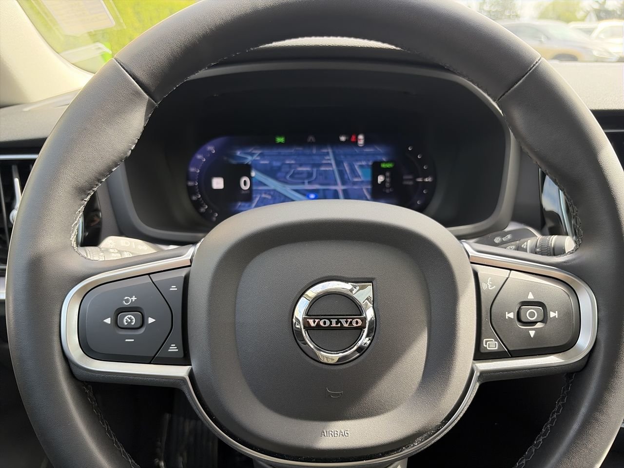 2024 Volvo S60 Recharge Core Dark Theme-21