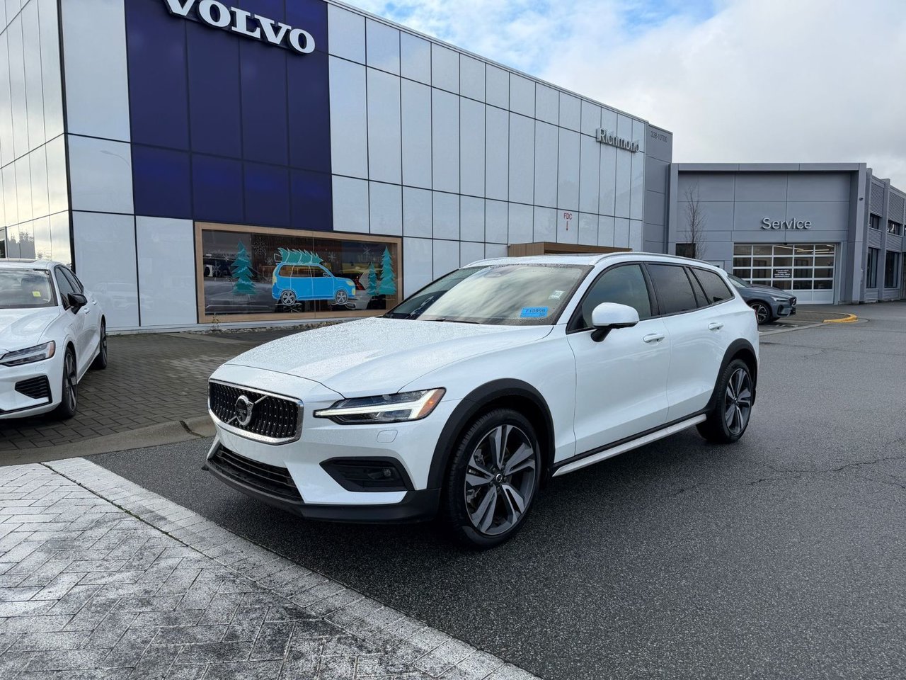 2025 Volvo V60 Cross Country B5 Ultra AWD