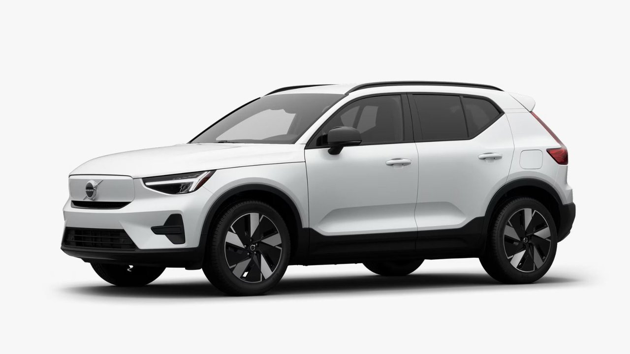 2024 Volvo XC40 Recharge Plus RWD
