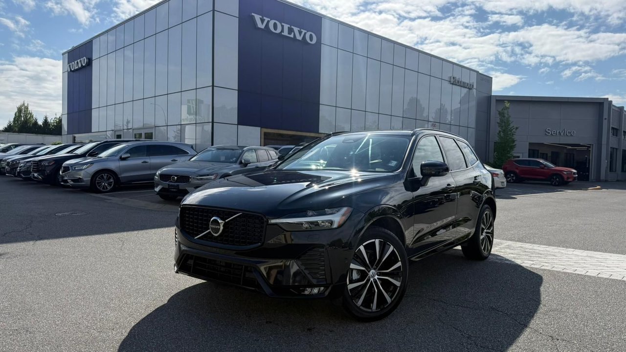 Volvo XC60 B5 Plus Dark Theme AWD 2025