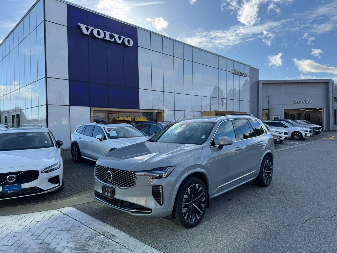 Volvo XC90 B6 Plus 7-Passenger AWD 2026