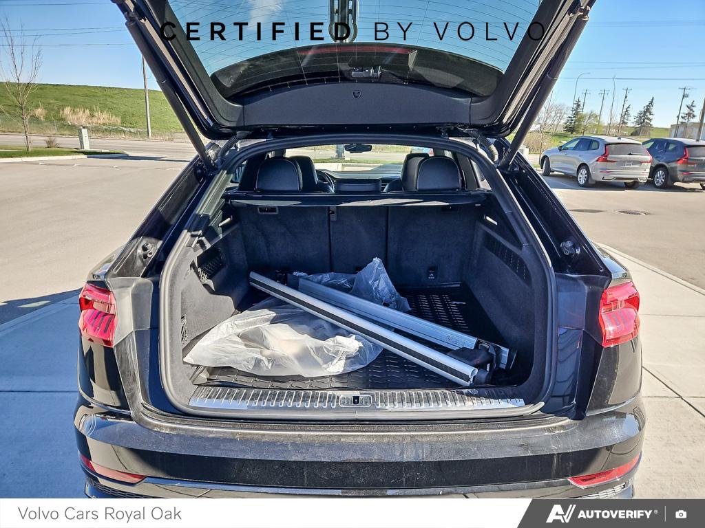 2023 Audi SQ8 BASE-11