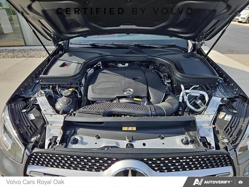 2023 Mercedes-Benz GLC 300-9