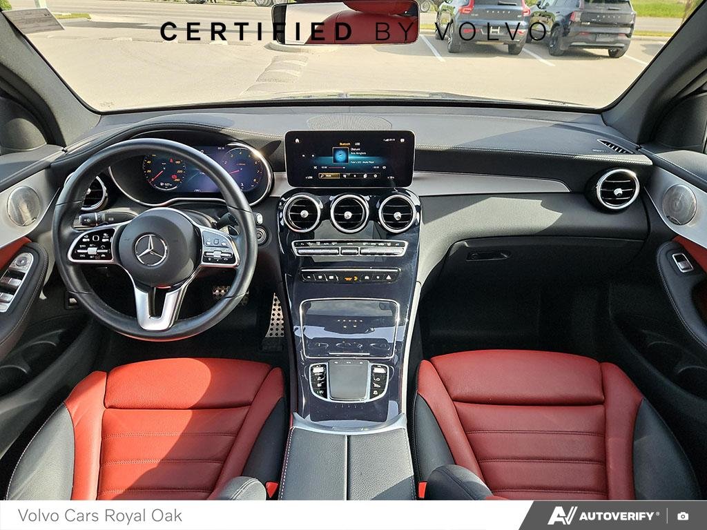 2023 Mercedes-Benz GLC 300-23