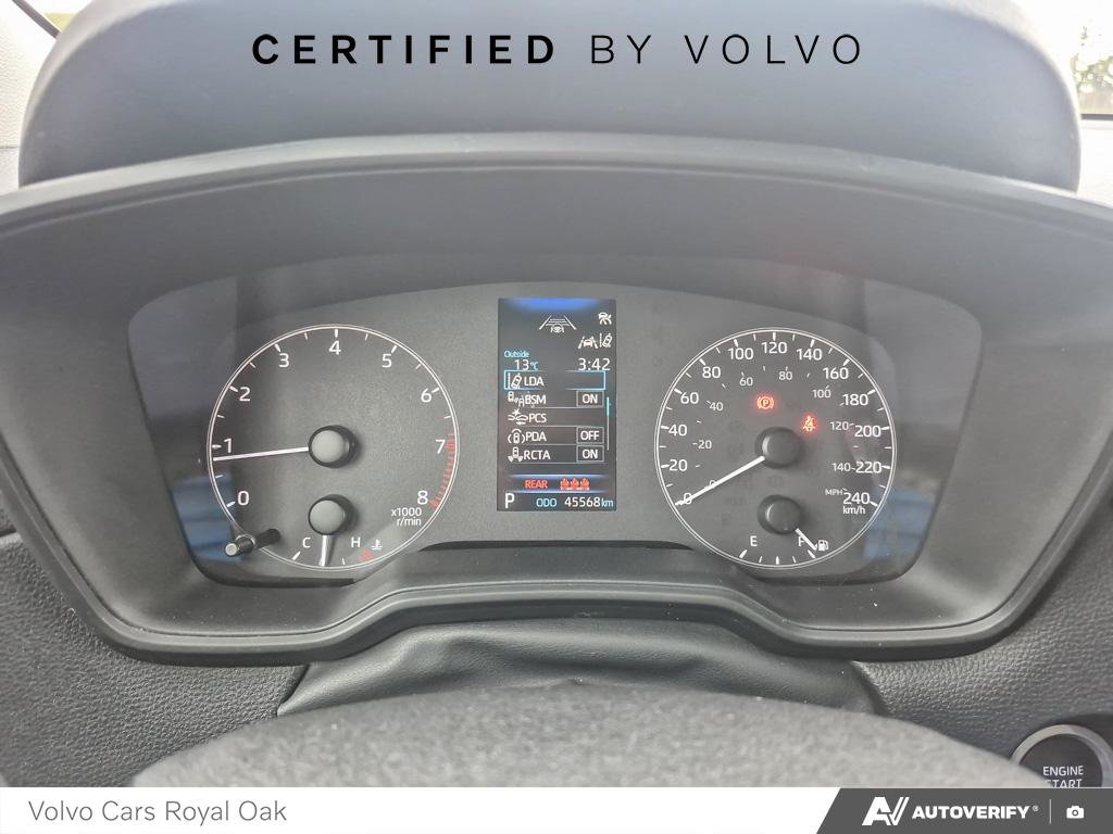 2023 Toyota Corolla Cross LE-14
