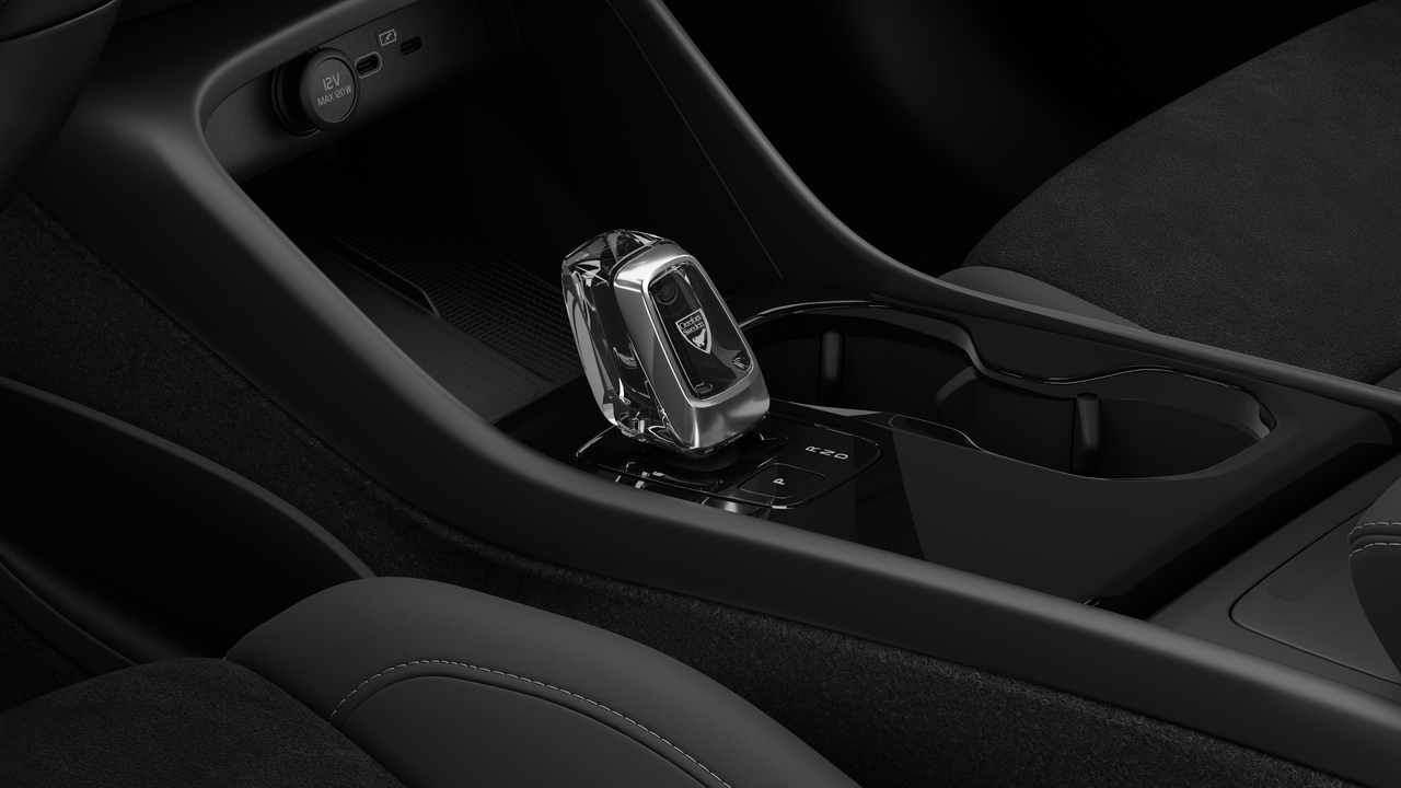 2026 Volvo EC40 Ultra Black Edition-10