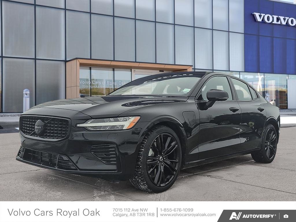 2025 Volvo S60 Plug-In Hybrid Ultra Black Edition-0