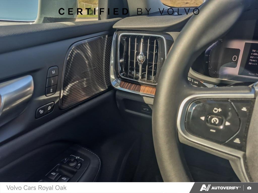 2025 Volvo V60 Cross Country Plus-16