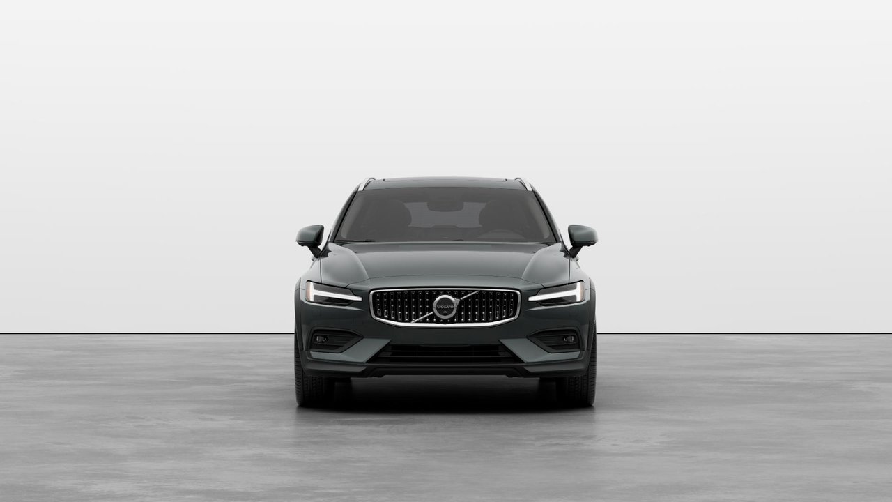 2026 Volvo V60 Cross Country Ultra-2