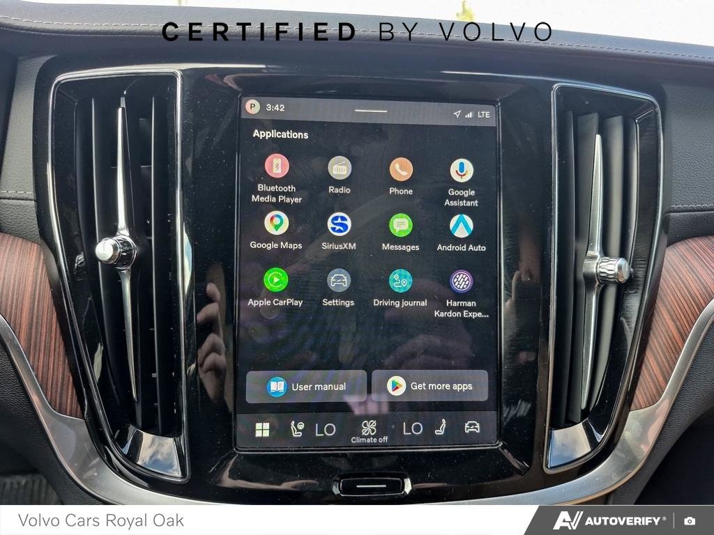 2026 Volvo V60 Cross Country Ultra-18