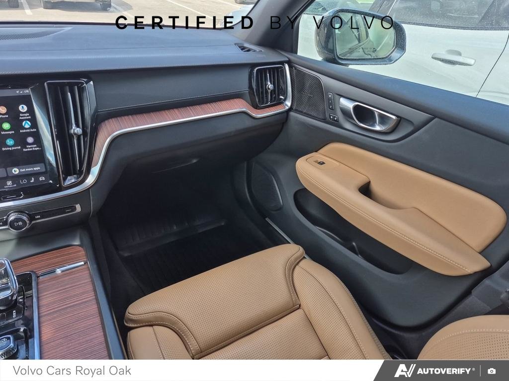 2026 Volvo V60 Cross Country Ultra-24