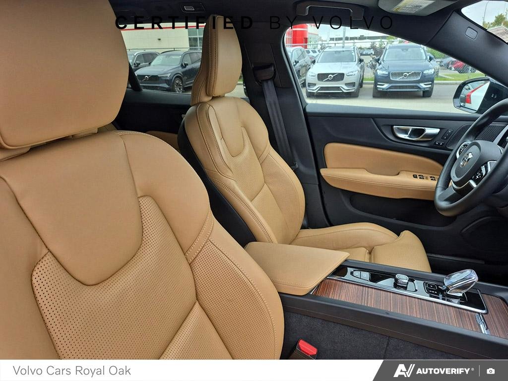 2026 Volvo V60 Cross Country Ultra-21
