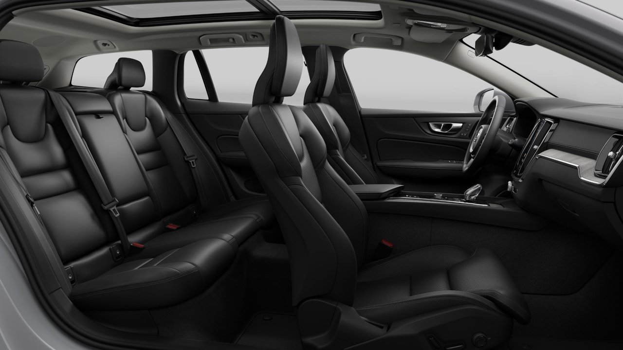 2026 Volvo V60 Cross Country Ultra-10