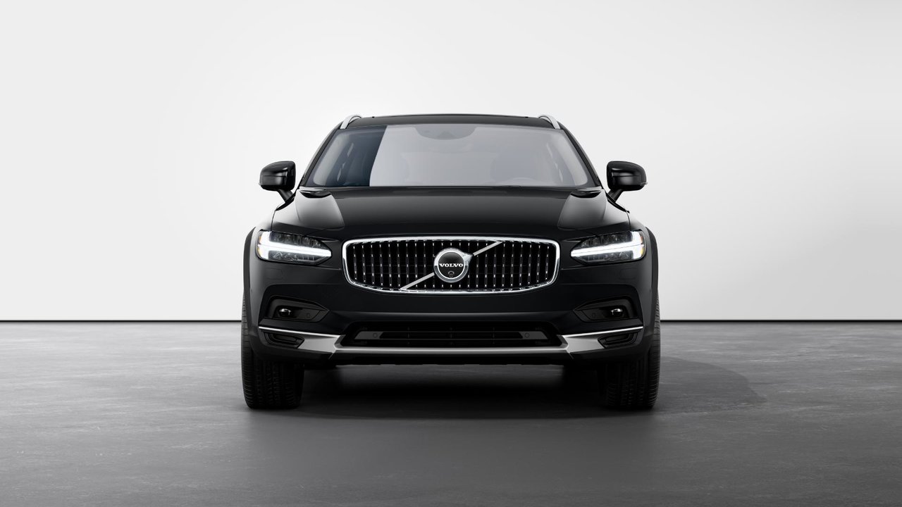 2026 Volvo V90 Cross Country Ultra-2