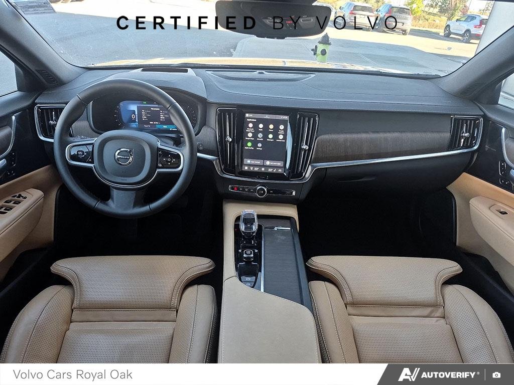 2026 Volvo V90 Cross Country Ultra-23