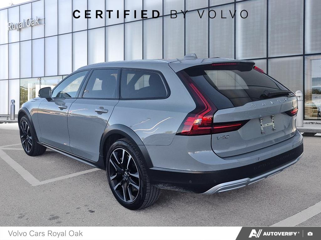 2026 Volvo V90 Cross Country Ultra-3