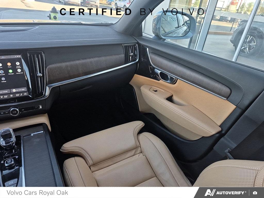 2026 Volvo V90 Cross Country Ultra-24