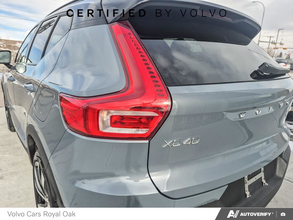 2022 Volvo XC40 Recharge Pure Electric Plus-10