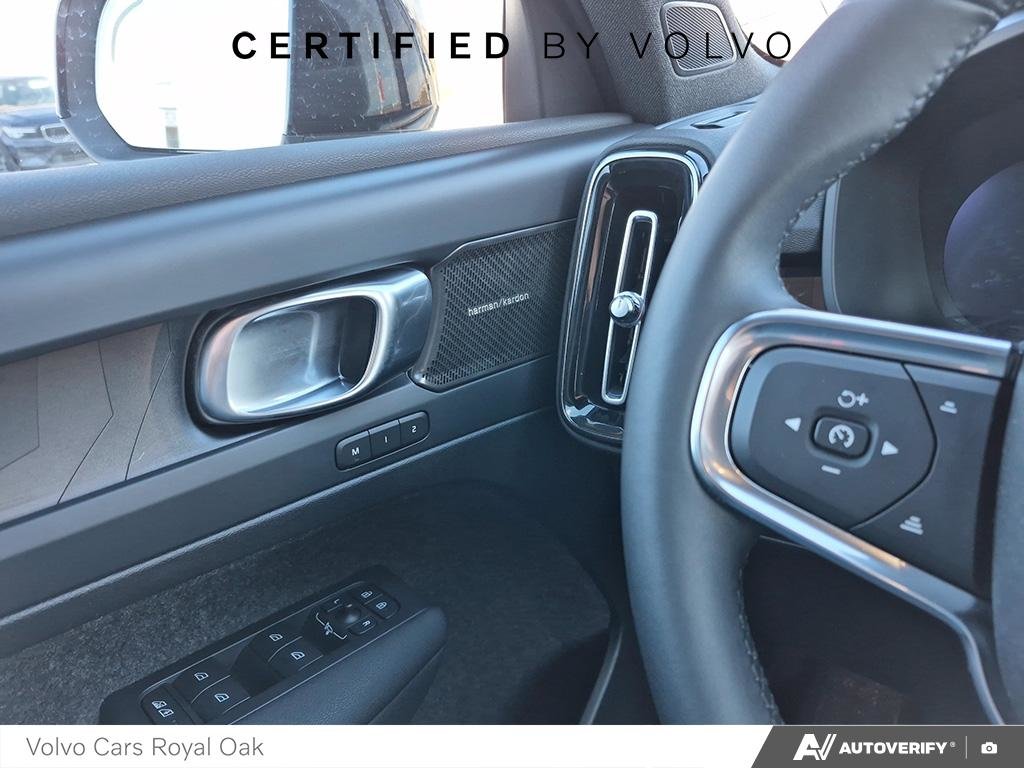 2023 Volvo XC40 Recharge Pure Electric Ultimate-16