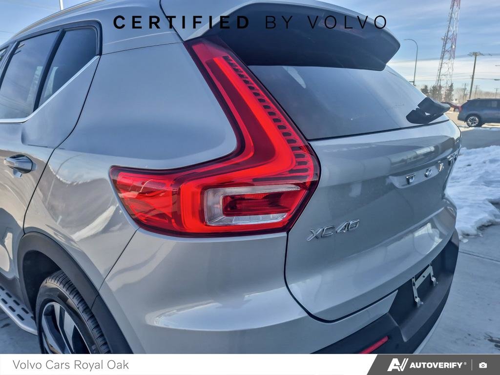 2024 Volvo XC40 Ultimate Bright Theme-10