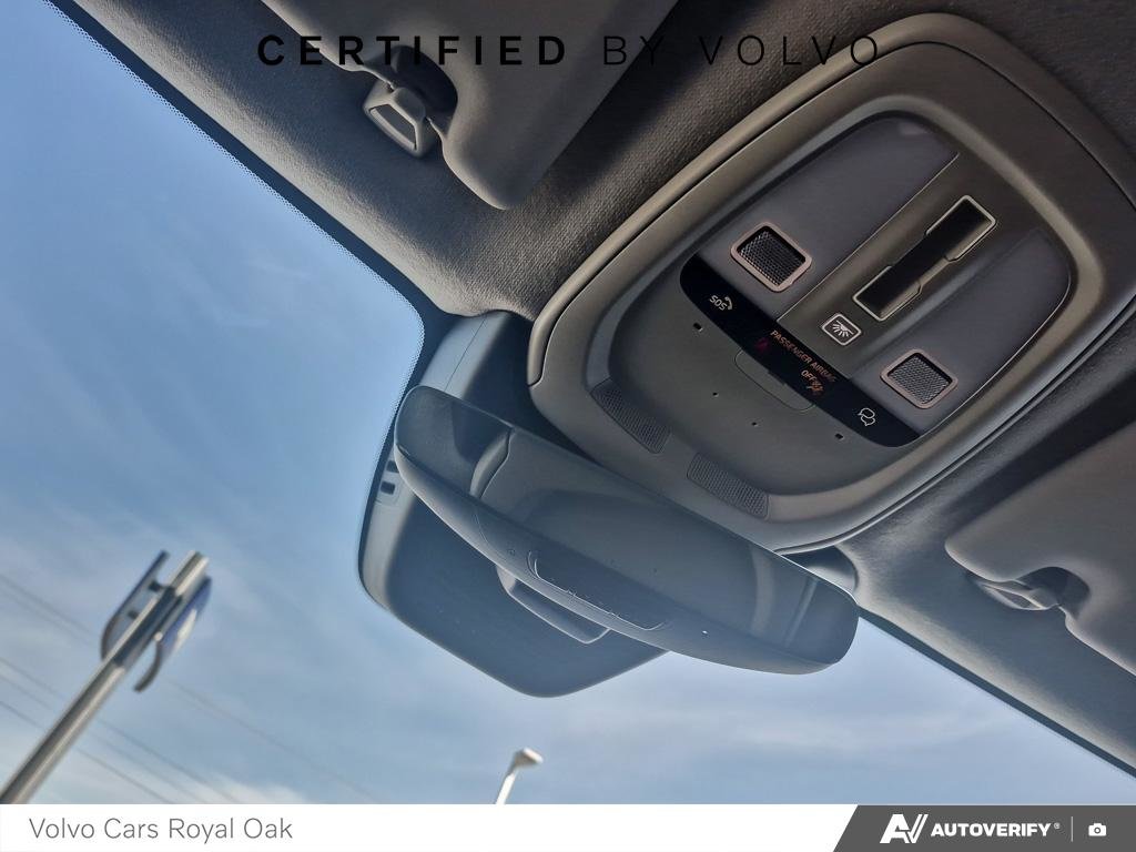 2024 Volvo XC40 Ultimate Bright Theme-20