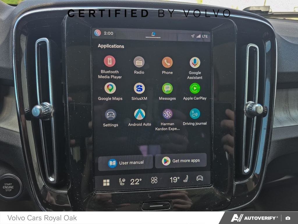 2024 Volvo XC40 Ultimate Dark Theme-18