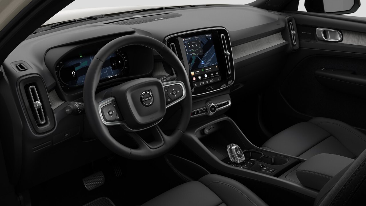 2026 Volvo XC40 Ultra (Dark Theme)-9