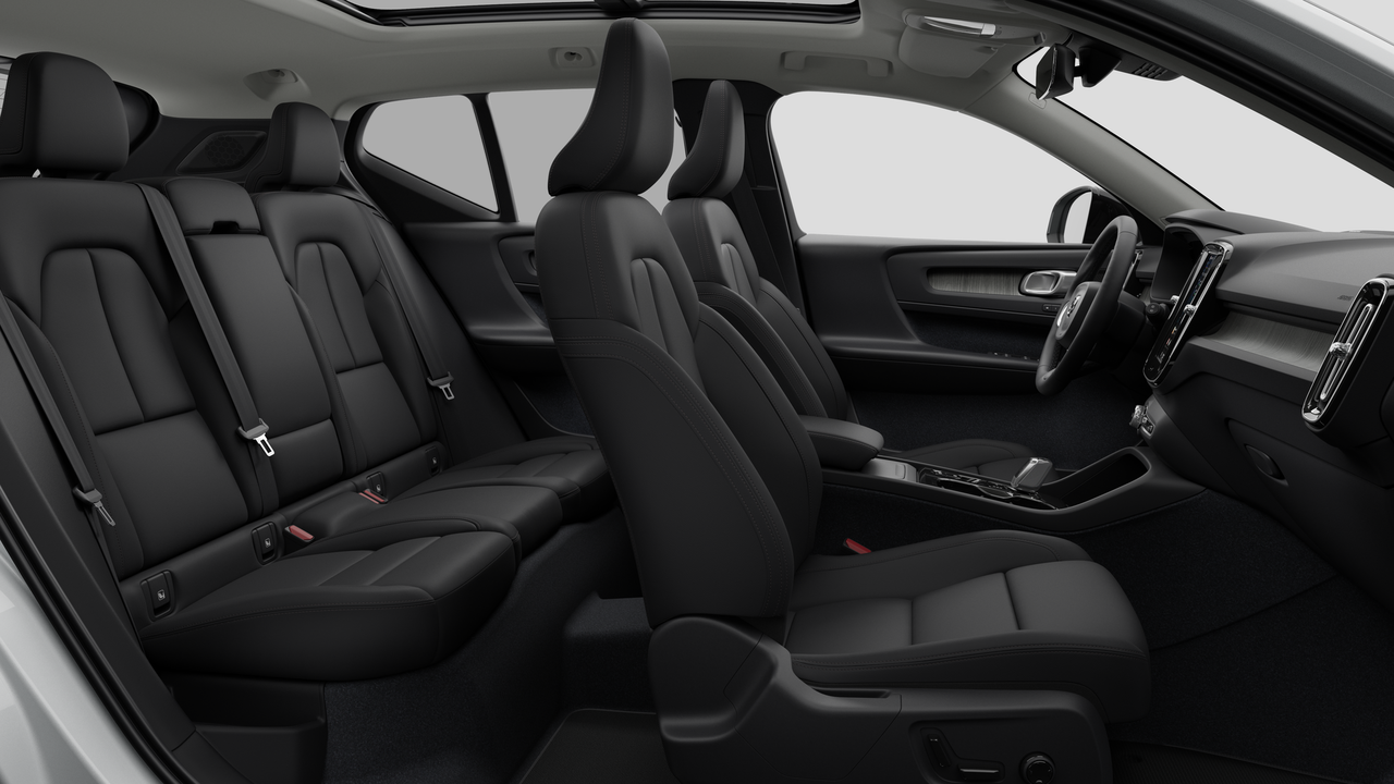 2026 Volvo XC40 Plus Dark Theme-12