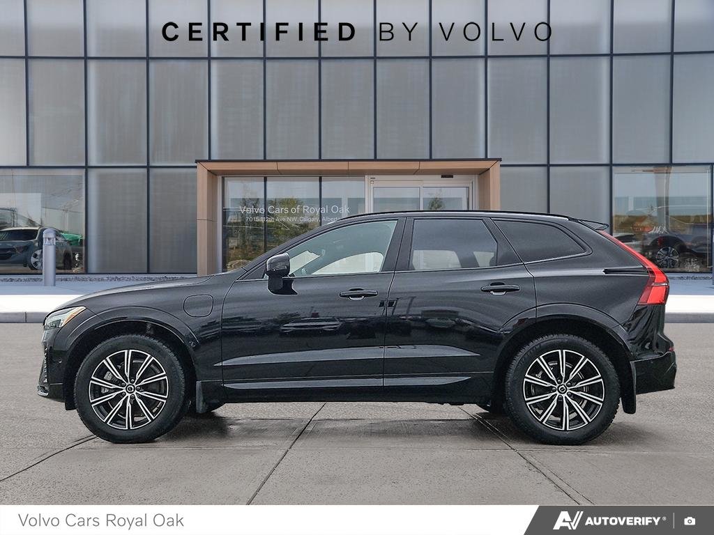 2026 Volvo XC60 Plug-In Hybrid Ultra Black Edition-2