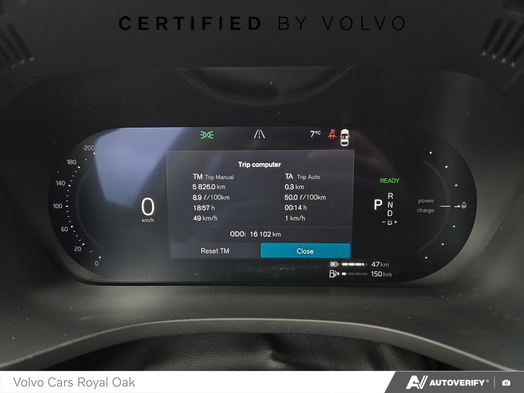 2026 Volvo XC60 Plug-In Hybrid Ultra Black Edition-14
