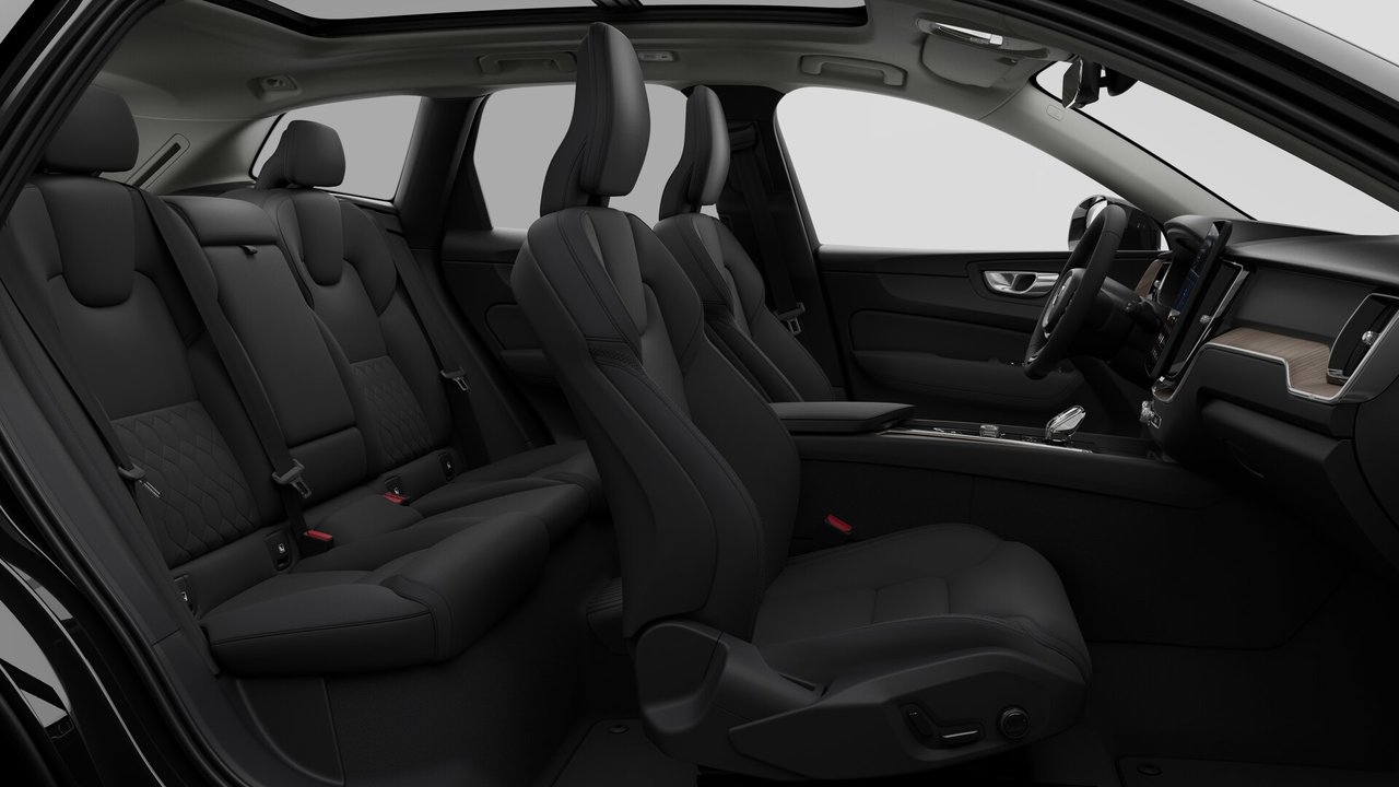 2026 Volvo XC60 Plug-in hybrid Plus-12
