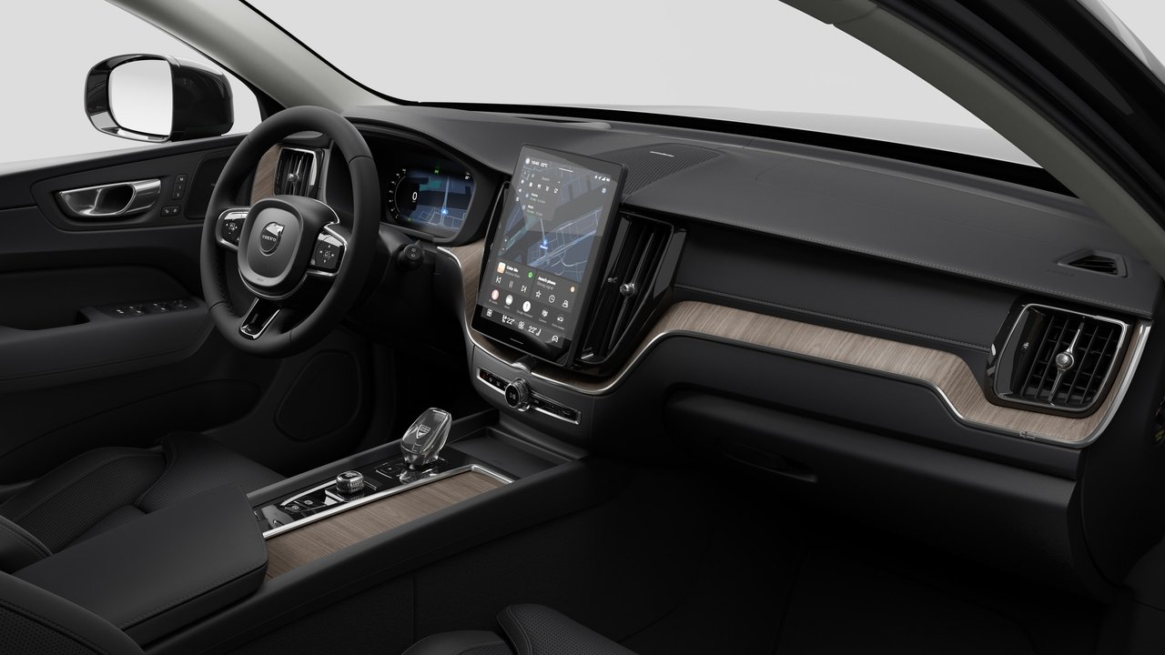 2027 Volvo XC60 Plug-in hybrid Ultra (Dark Theme)-9