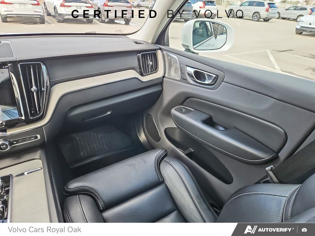 2022 Volvo XC60 Recharge Inscription-24