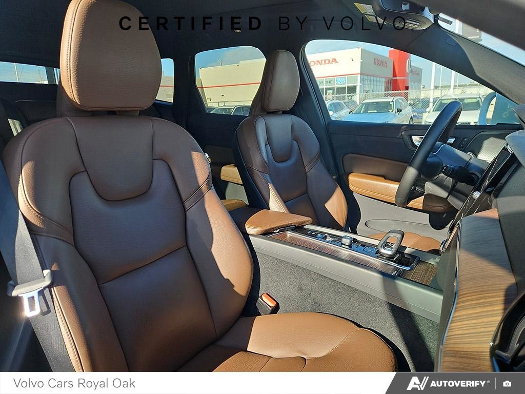 2022 Volvo XC60 Momentum-21