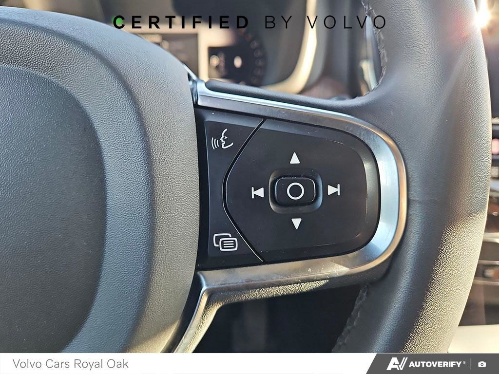 2022 Volvo XC60 Momentum-15