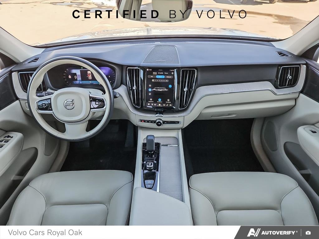 2023 Volvo XC60 Plus Dark Theme-23