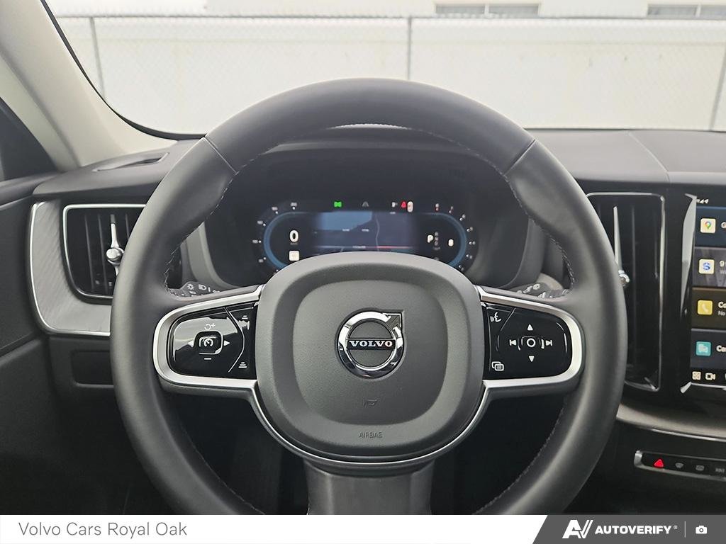 2025 Volvo XC60 Plus Dark Theme-13